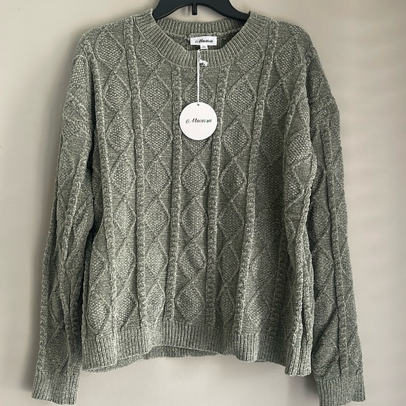 NWT Medium Chenille Sage Green Sweater - Picture 1 of 4